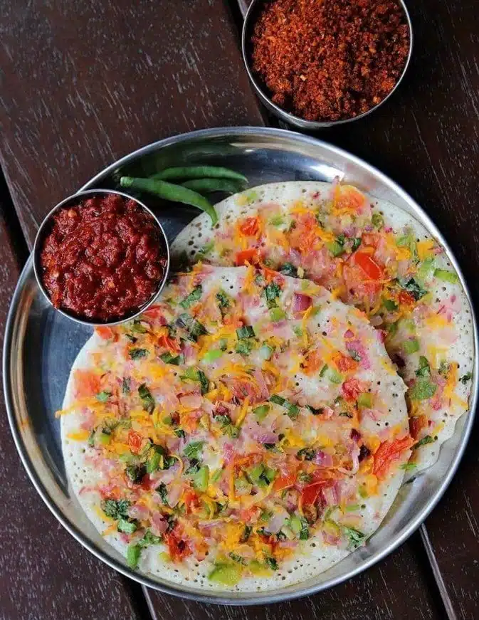 Onion Tomato Peas Uttapam